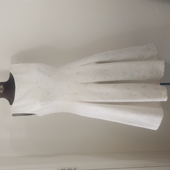 Eliza J Dresses & Skirts - Eliza J Dress 8 White Pockets Wedding Spring Formal Garden Party